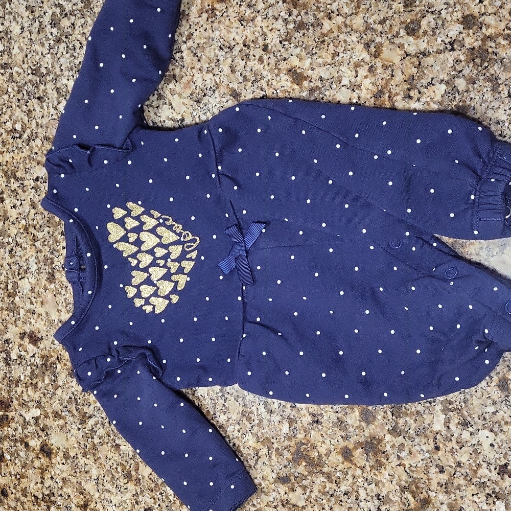 Carters newborn outfit